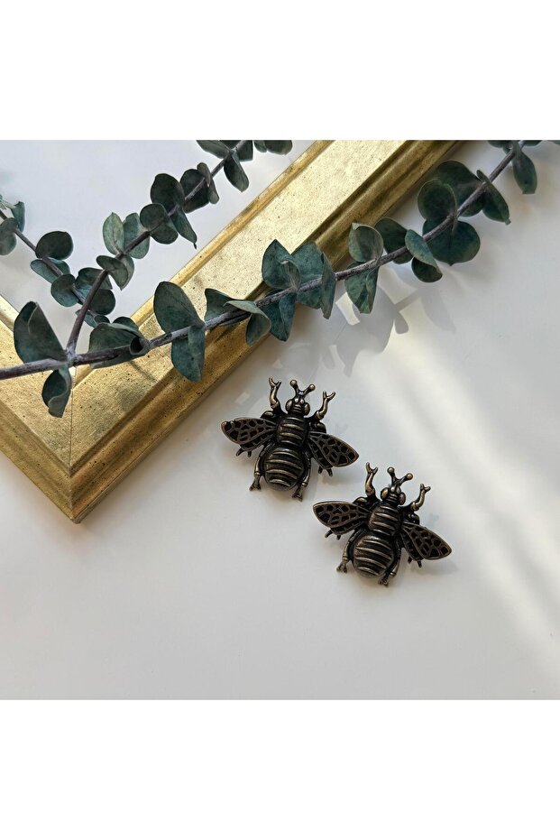أقراط ميرالاي كوين بي