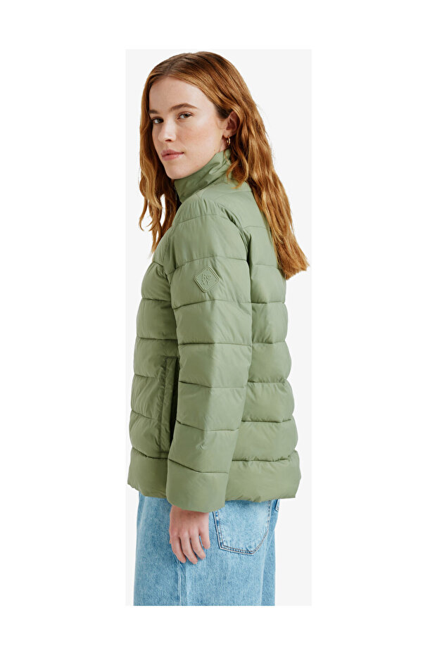 Wind Bliss - Lightweight Packable Padded Jacket for Women - 5
