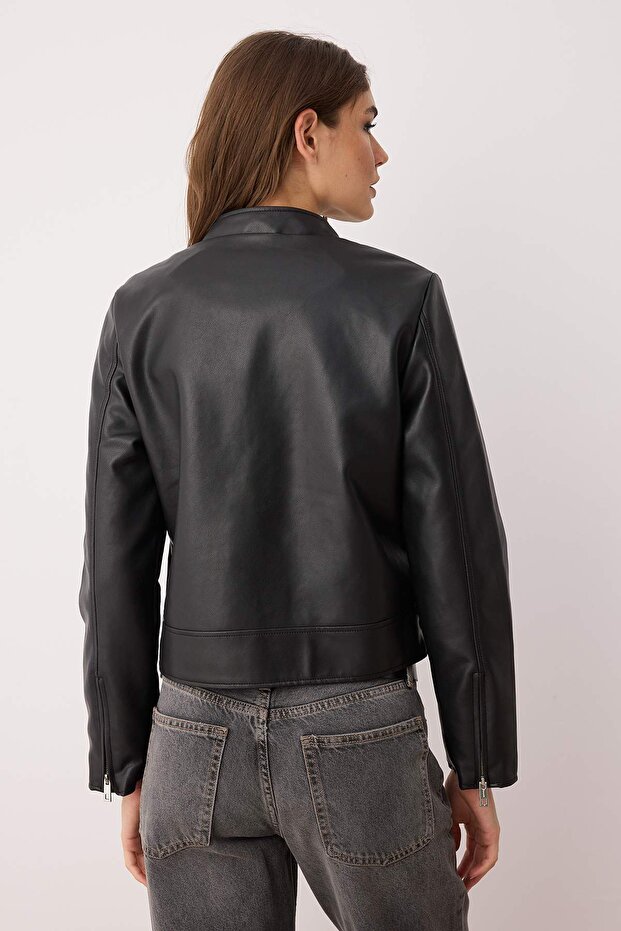 Siyah Fitted Kalıp Suni Deri Biker İnce Ceket Mont TWOAW26MO00085 - 4