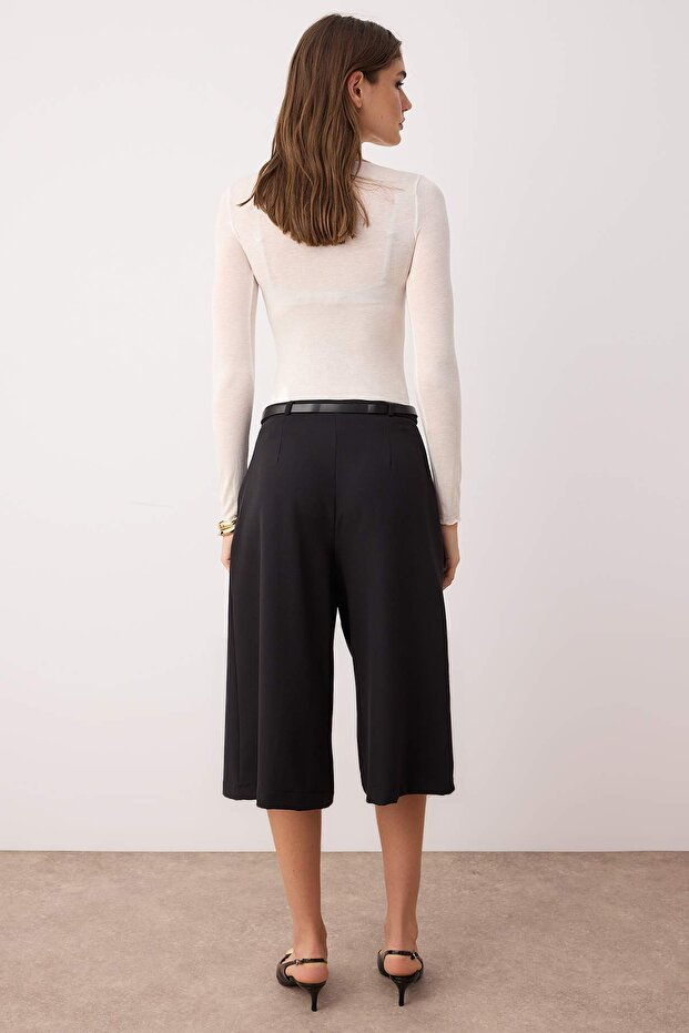 Siyah Uzun Kemerli Şort & Bermuda TWOAW26SR00007 - 6