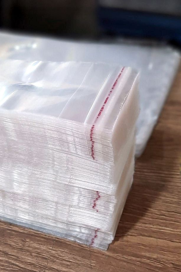 Jelatin Bantlı Yapışkanlı Naylon Poşet 100'lü 7 X 12 - 5