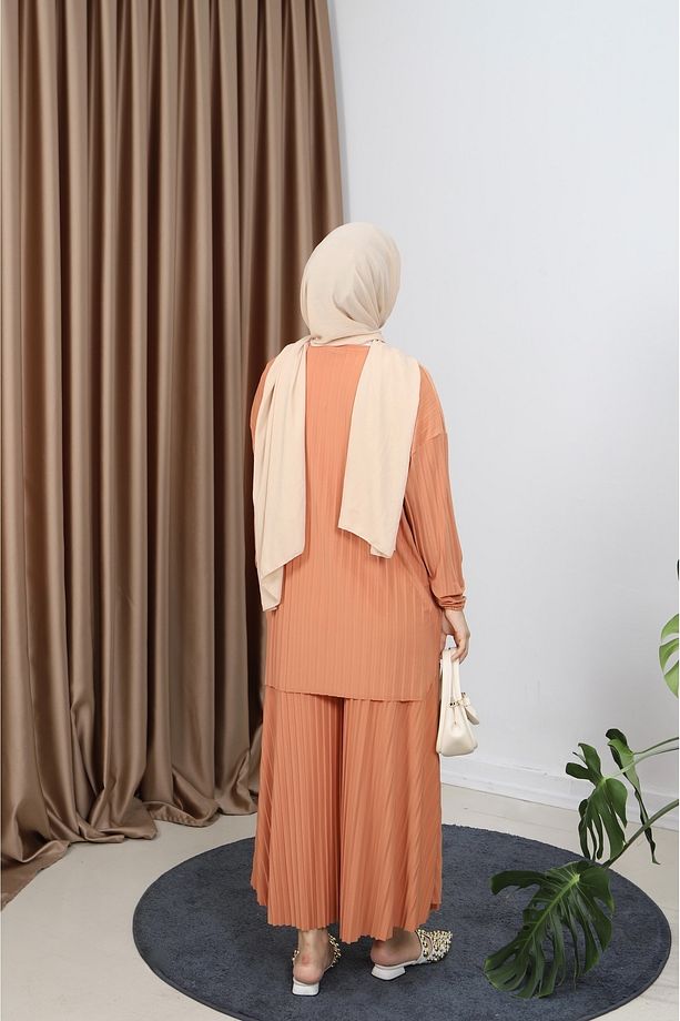 Piliseli Pantolonlu Takım - 6