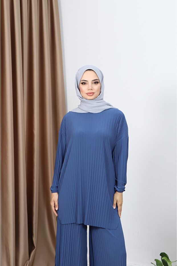 Piliseli Pantolonlu Takım - 4