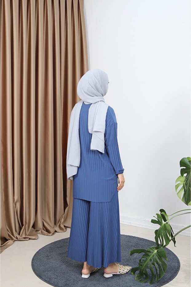 Piliseli Pantolonlu Takım - 6