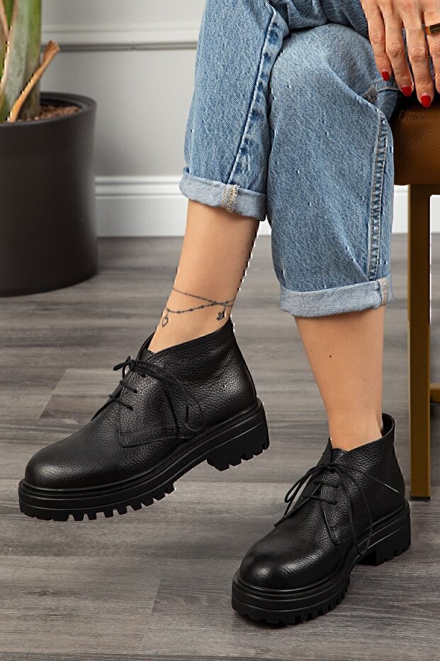 Hakiki Deri Siyah Kadın Bot - 3