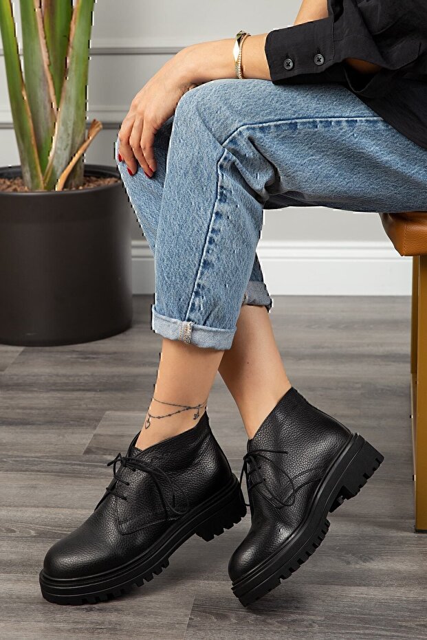 Hakiki Deri Siyah Kadın Bot - 2