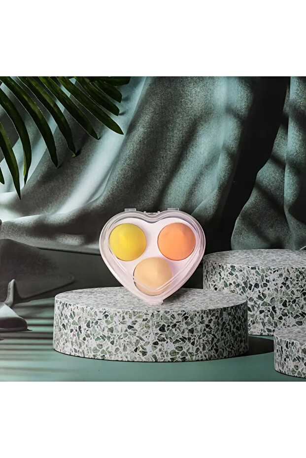 Heart Patterned Set of 3 Makeup Sponges