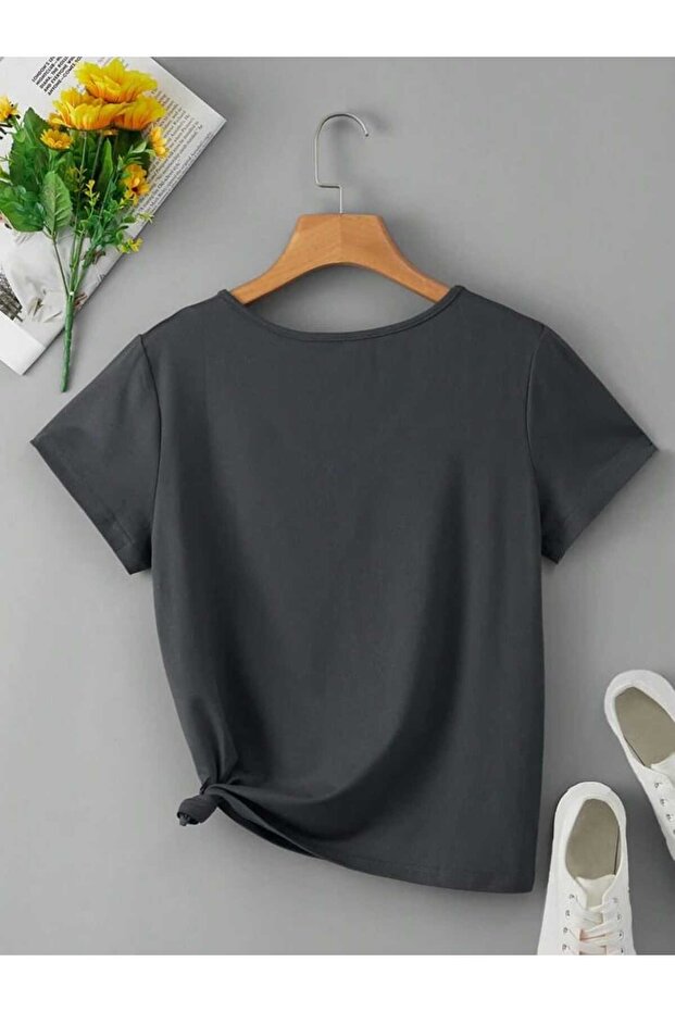 تيشيرت قطني أساسي برقبة على شكل حرف V (بدون نمط عادي) - 2