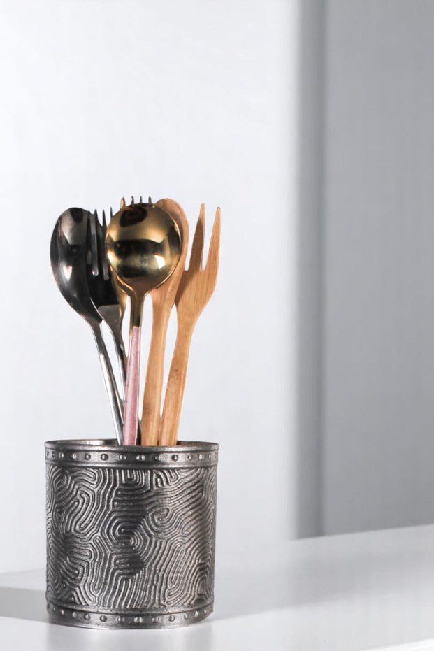 Countertop Cutlery Decorative Vertical Cutlery Cylinder Cutlery Silver Antique Color Model 82