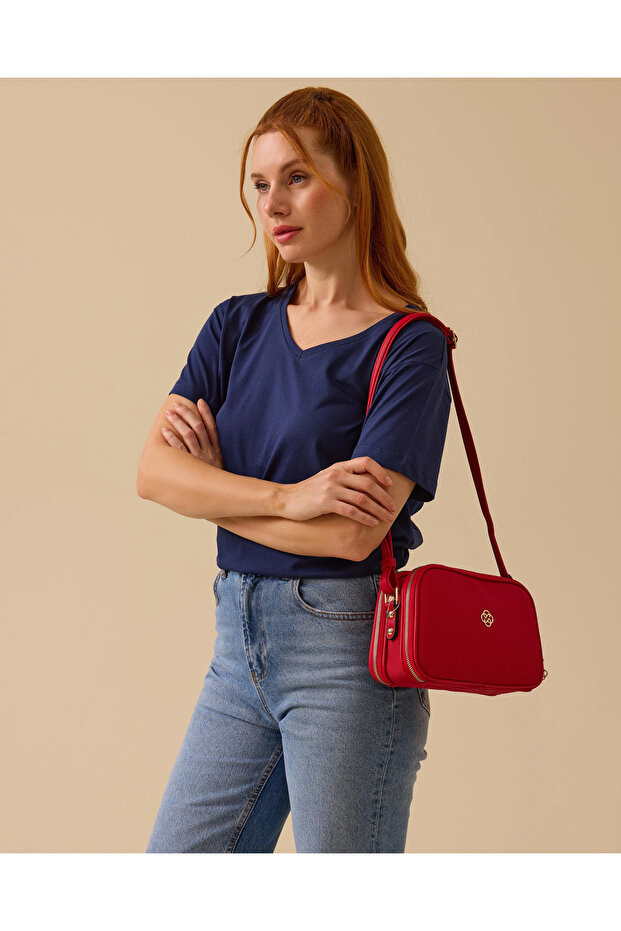 V Yaka Kısa Kollu Basic Tişört - 2