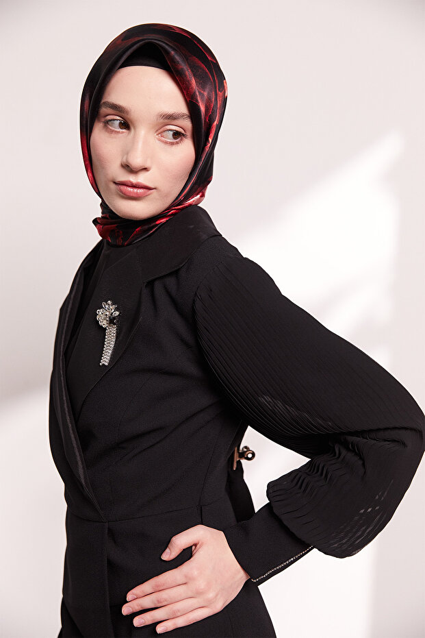 Broşlu Davet Elbise - 8
