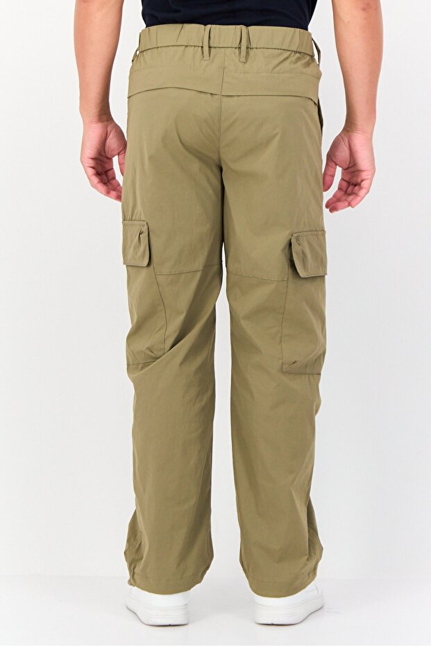 Men Regular Fit Solid Cargo Pants, Olive - 3