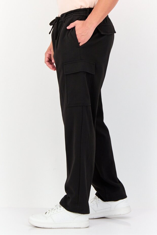Men Regular Fit Solid Cargo Pants, Black - 4