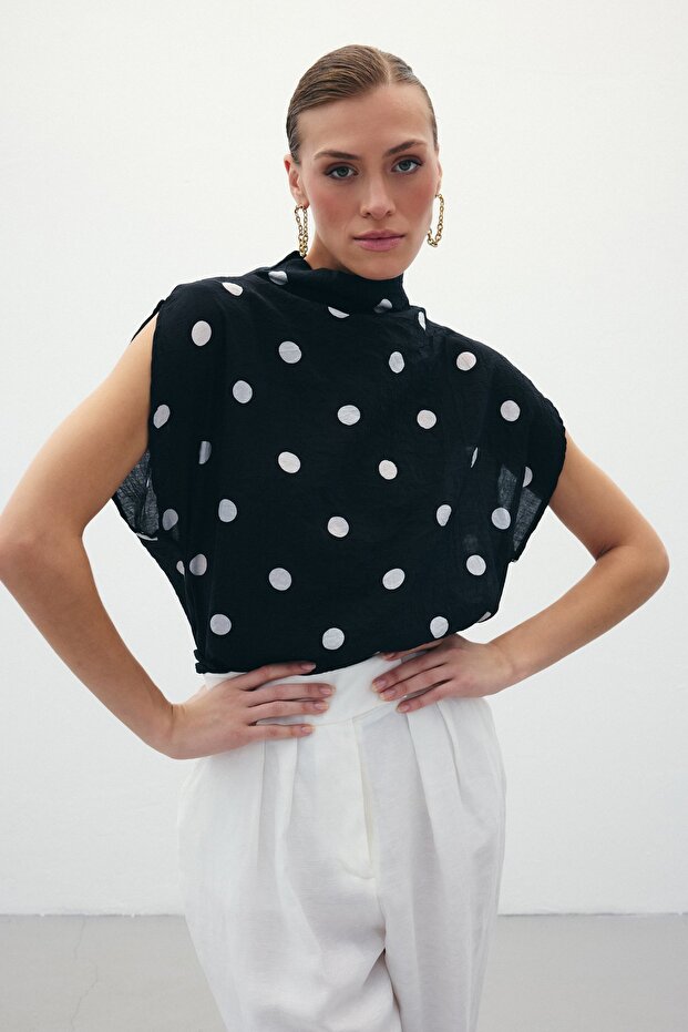 بلوزة منقطة - أسود - 4