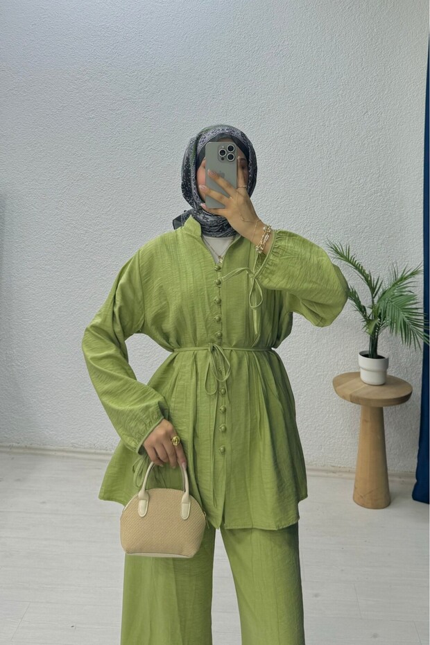 مجموعة مفصلة مربوطة بأزرار - 4