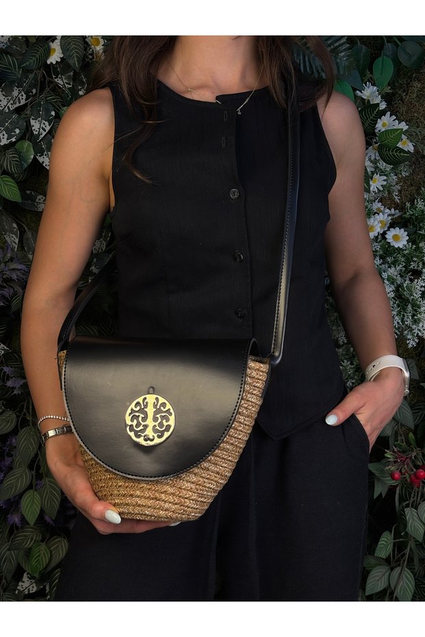Lara Leather Stylish Design Accessory Detailed Straw, Front Detailed Crossbody Bag, Casual Style
