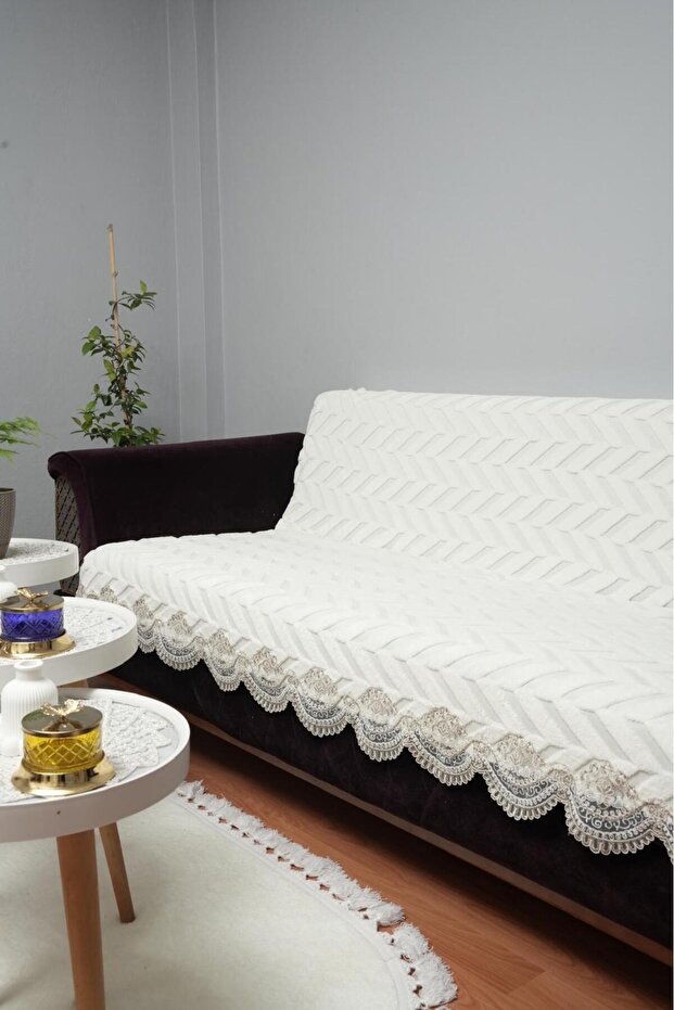 Plush Cotton Sofa Cover with Lace Embroidery Non-Slip Sofa Bed/Sofa Cover with Sponge Base |