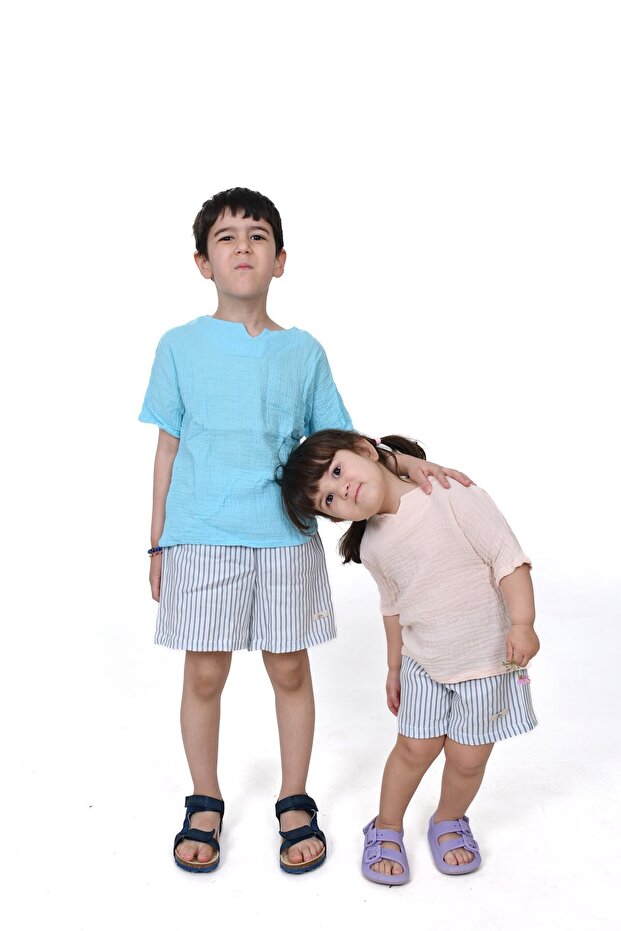شورت مخطط من الموسلين بطبقة مزدوجة