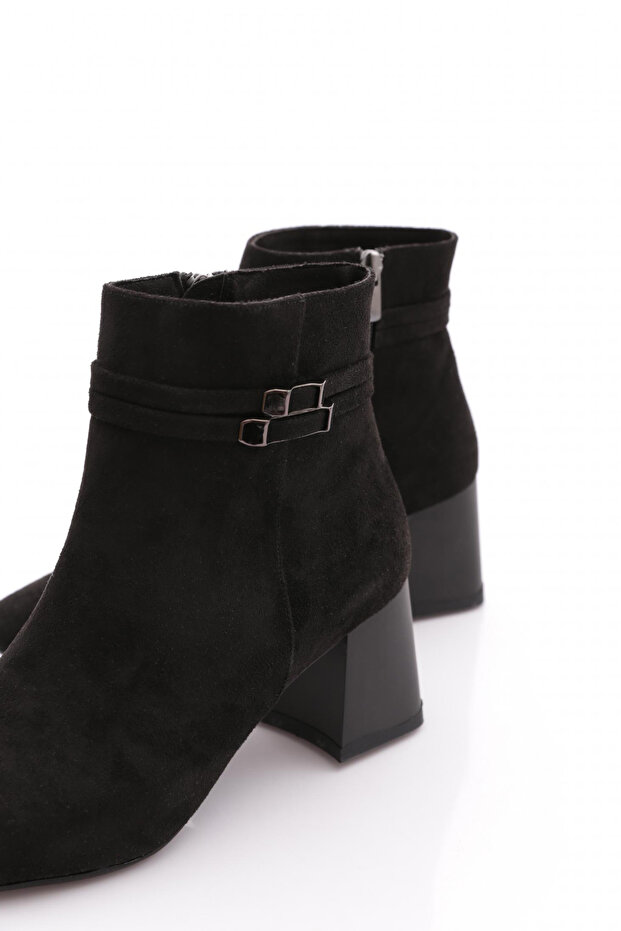 112 Kadin Aksesuarli Bot - 4