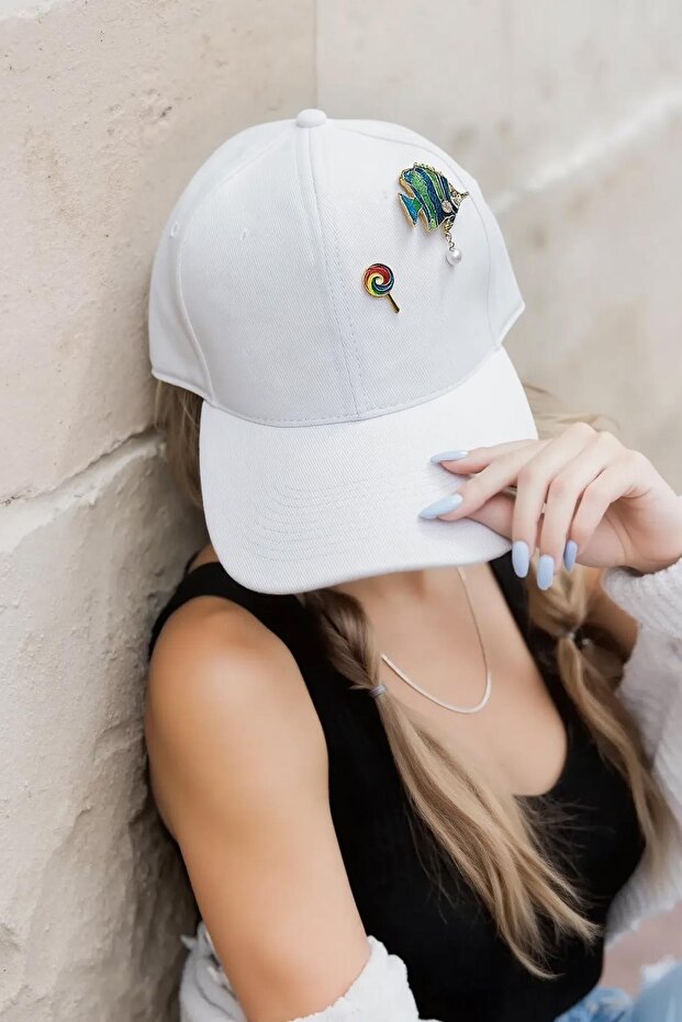 White Hat with Pin Detail - 100% Cotton Snapback Cap