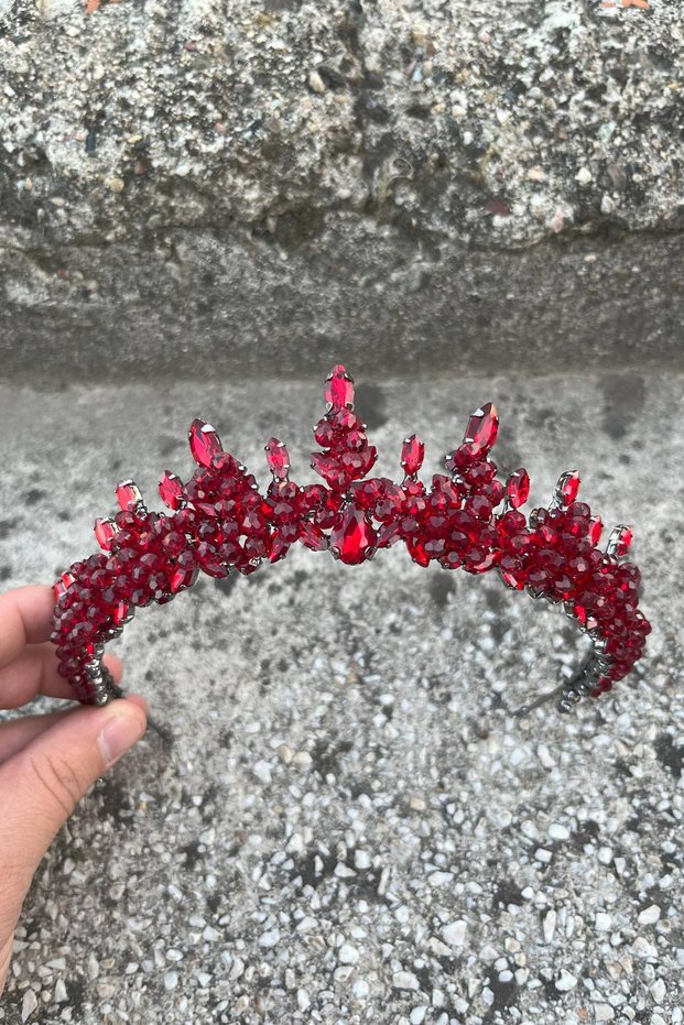Thalia Model Burgundy Crown – Showy Hair Crown with Stones for Bridal Henna Wedding Evening Dress