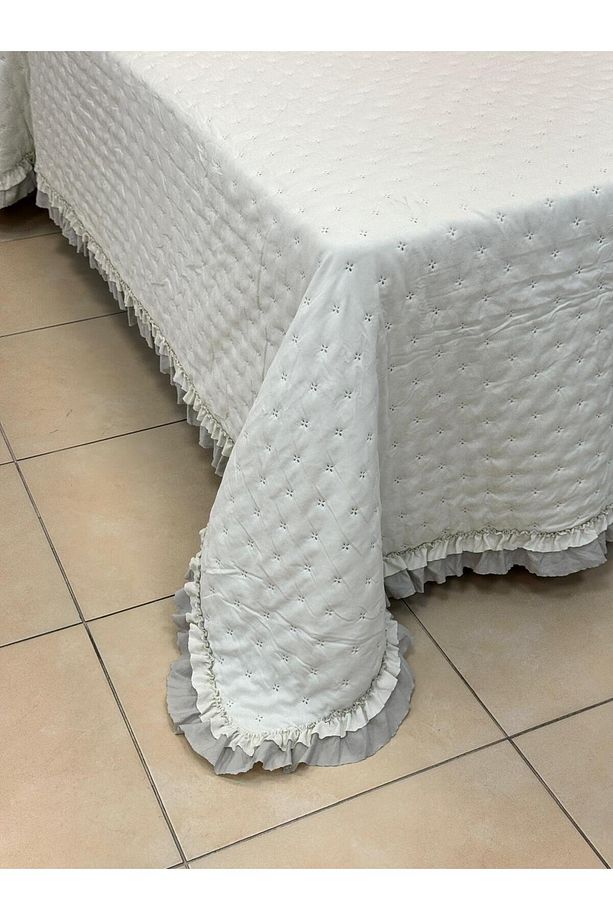 Concept Lidya Fırfır Detaylı Çift Kişilik Yatak Örtüsü Çift Taraflı 260/250 cm TKEBT ekru - 5