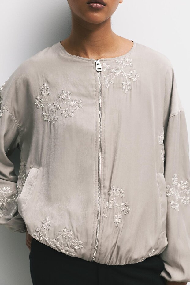 Çiçek işlemeli bomber ceket - 5