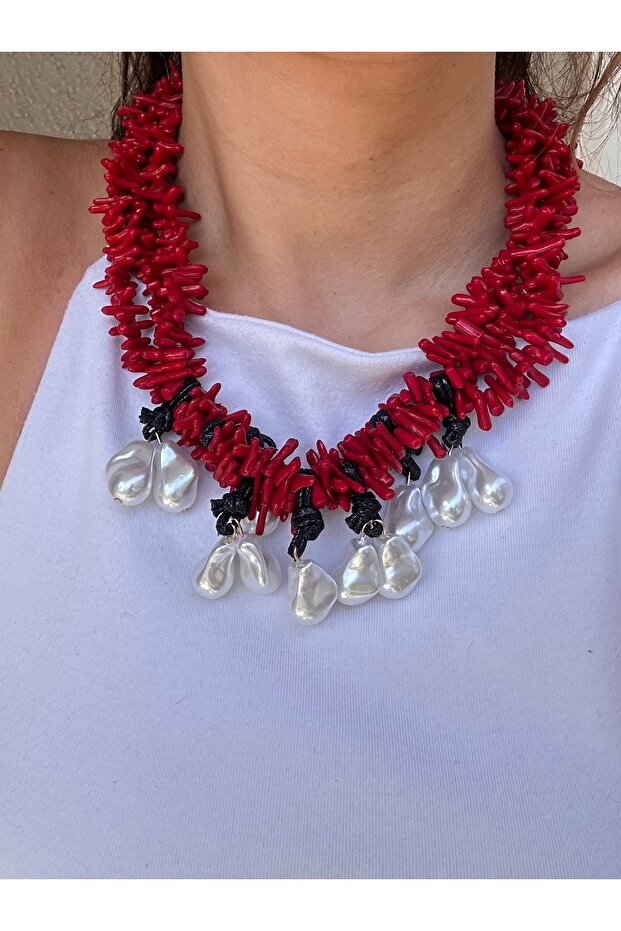 Red Beaded Knot Model Pearl Necklace