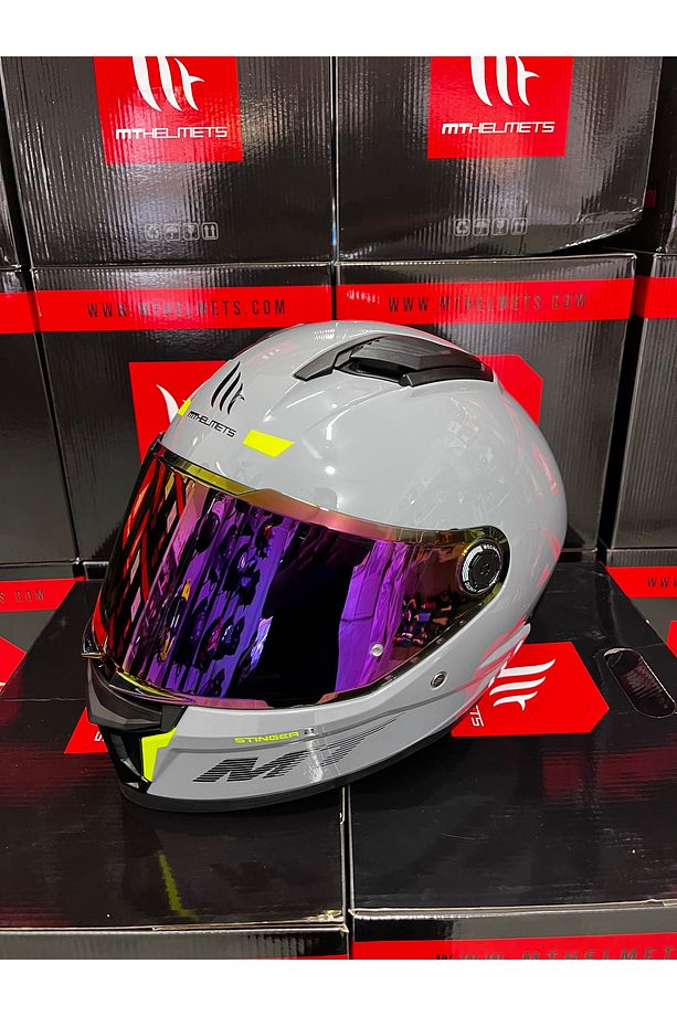 Helmets Stinger 2 solid kask(şeffaf vizörlü) şekilde gönderilecektir - 4