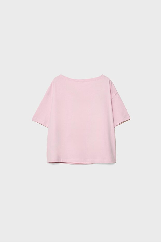 Baskılı geniş yaka tişört - 7