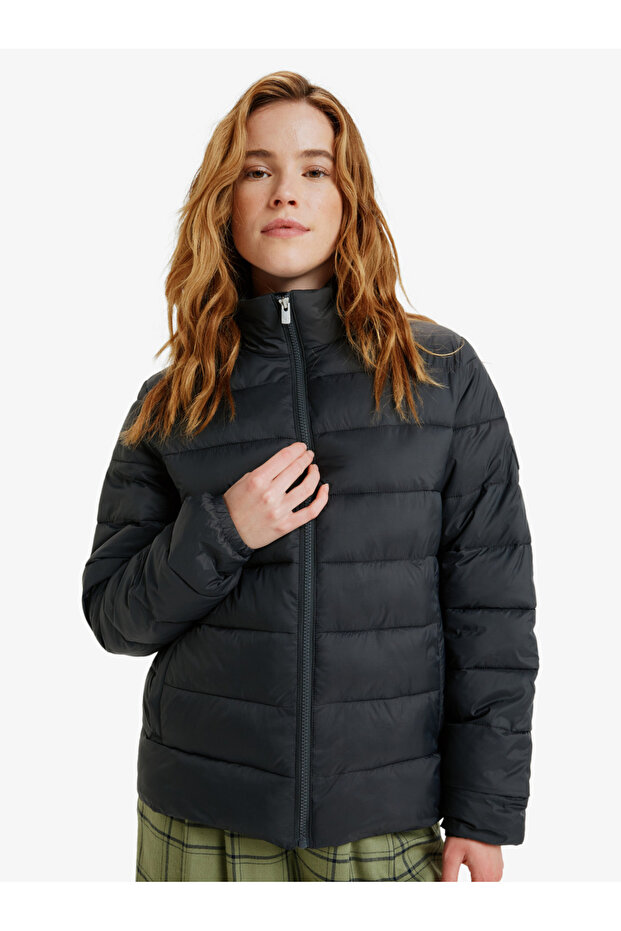 Wind Bliss - Lightweight Packable Padded Jacket for Women - 2