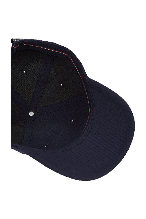 CZAPKA Z 6 PANELAMI Z MATERIAŁU SEERSUCKER Z NADRUKIEM FLAGI - 6