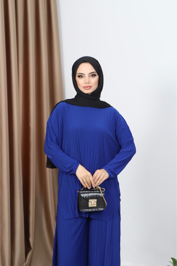 Piliseli Pantolonlu Takım - 4