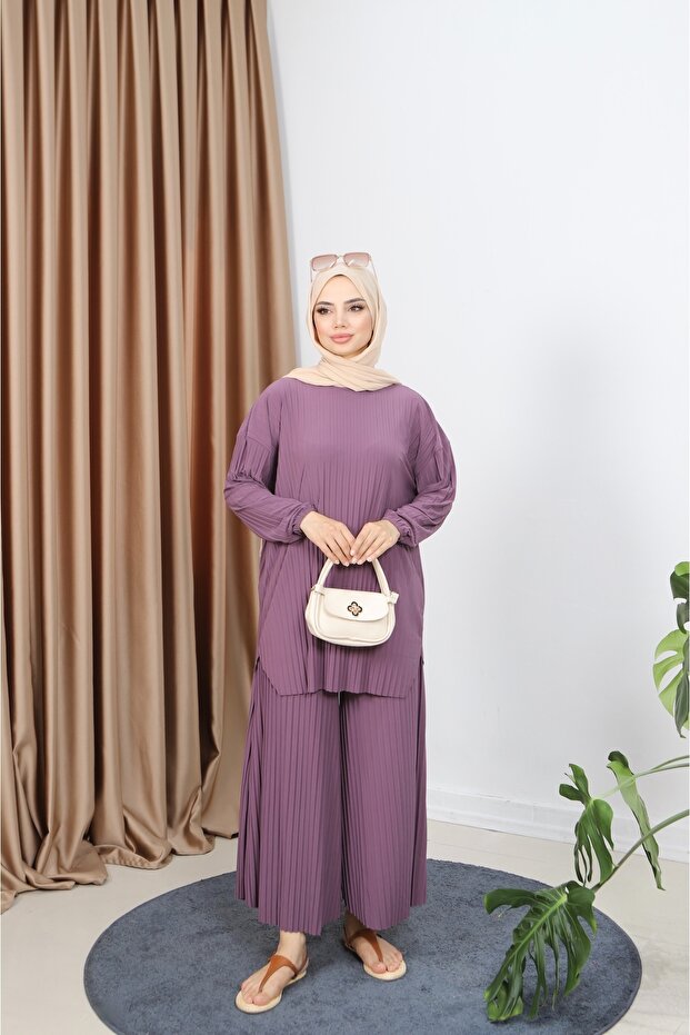 Piliseli Pantolonlu Takım - 1