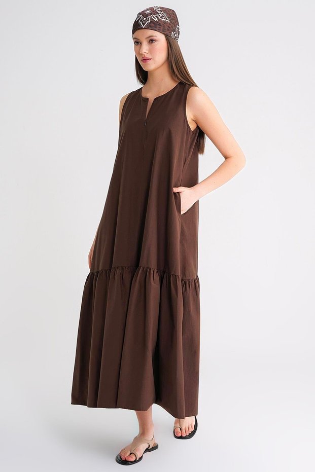 4695 Women's Skirt Pleated Zipper Detailed Long Parachute Dress Brown
