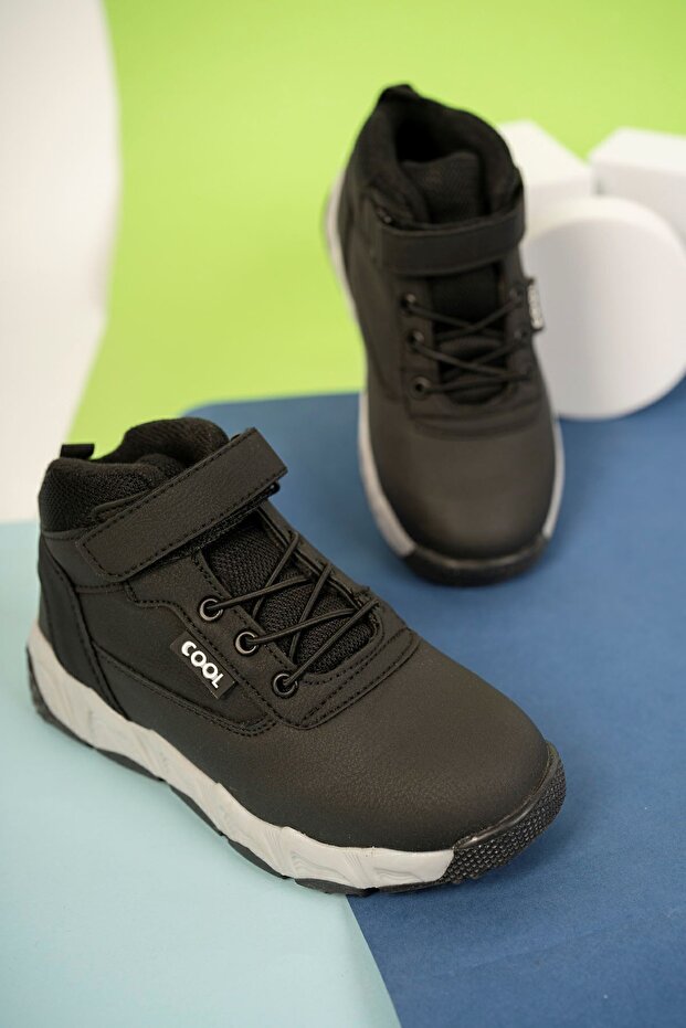 Cırtlı Siyah Çocuk Tracking Bot - 3