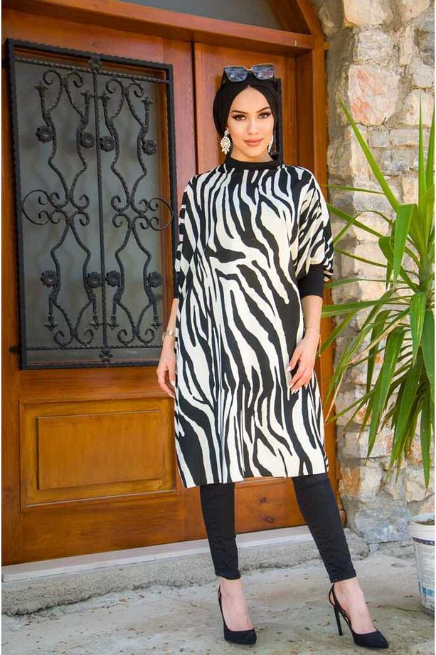 Siyah Zebra Oversize Tesettür Tunik - 5