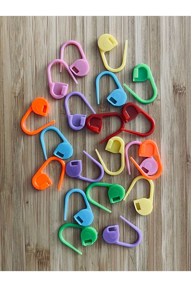 El Örgü Ayraç Ve Ilmek Renkli Plastik Çatal Iğne 1 Paket 20 Adet. - 3