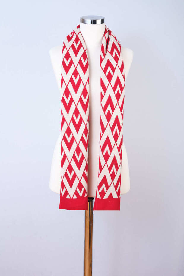 V Patterned Knitwear Shawl - 4