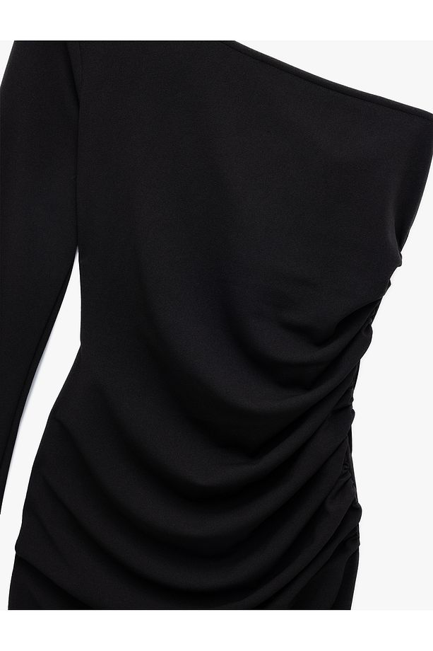 Krep Scuba Kumaş Drape Detaylı Uzun Kollu Tek Omuz Mini Elbise - 4