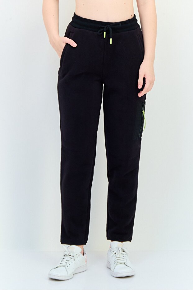 Women Regular Fit Textured Jogger Pants, Black