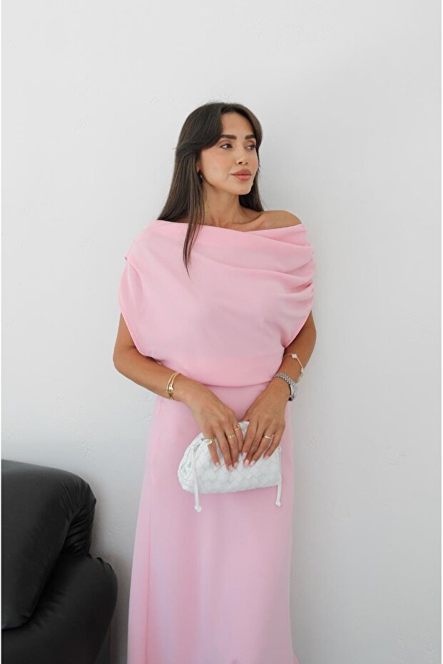 Rochie lungă roz cu șnur pe umeri - 6