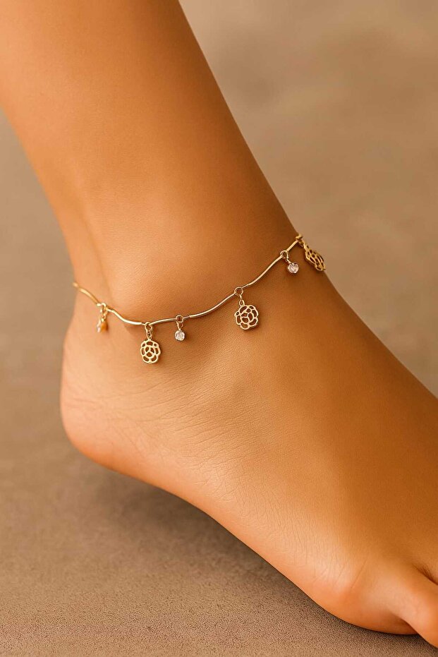 Women's Flower Figured Stone Detailed Hal Hal