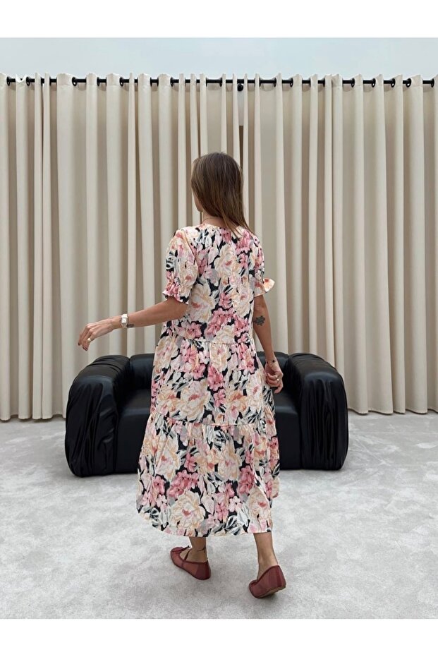 Mavi çiçek desenli elbise - 4