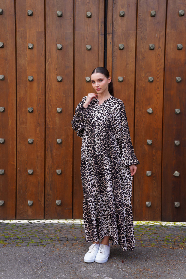 Modern Leopard Patterned Sport Cut Long Hijab Dress