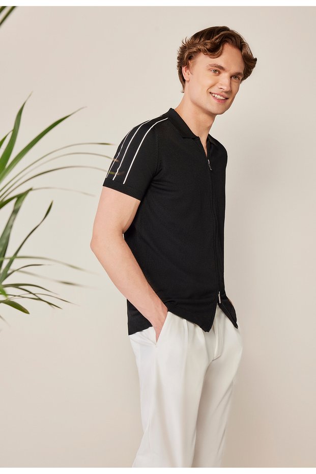 Interview Zippered Polo Neck Black Knitwear T-Shirt