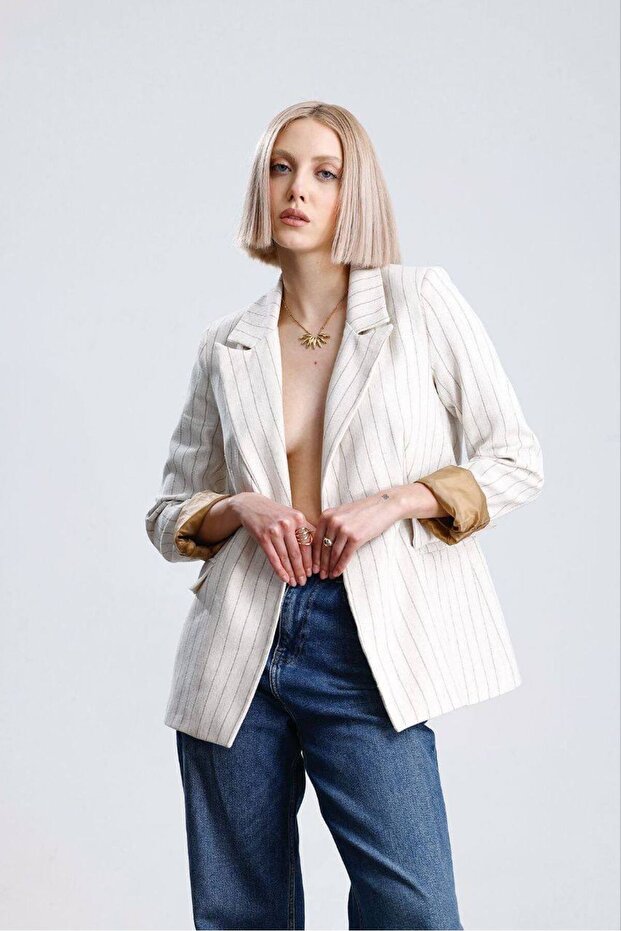 Women's Striped Linen Blazer Jacket - Stylish Design with Lining Detail