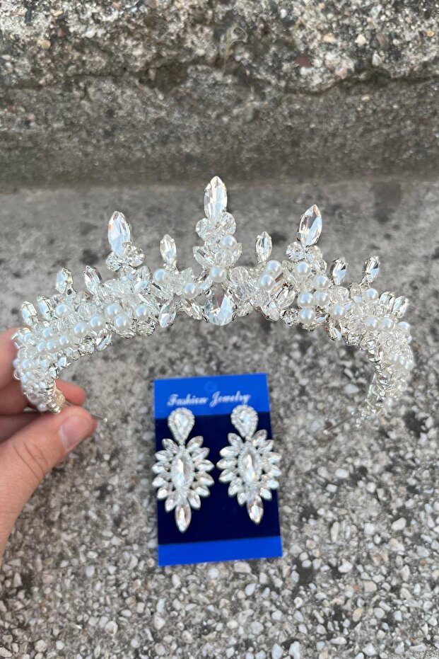 Thalia Crown Thin Shuttle Earrings Set Silver – Sparkling Evening Dress Accessory with Stones for Bridal Henna Wedding
