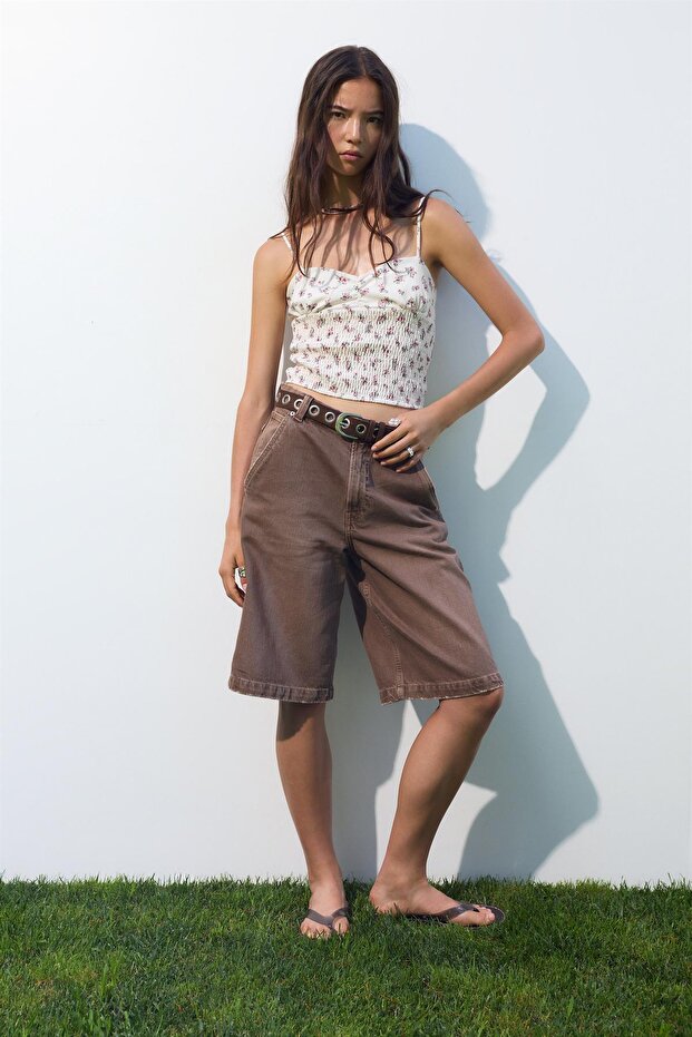 Çiçekli askılı bluz - 3