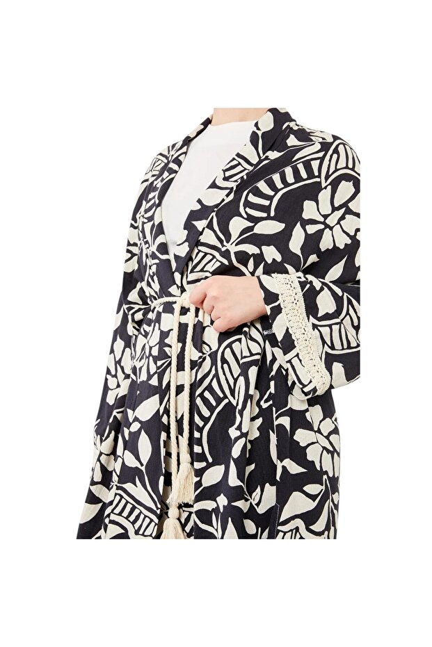 مجموعة كيمونو من الكتان بنمط أوراق الشجر - 4